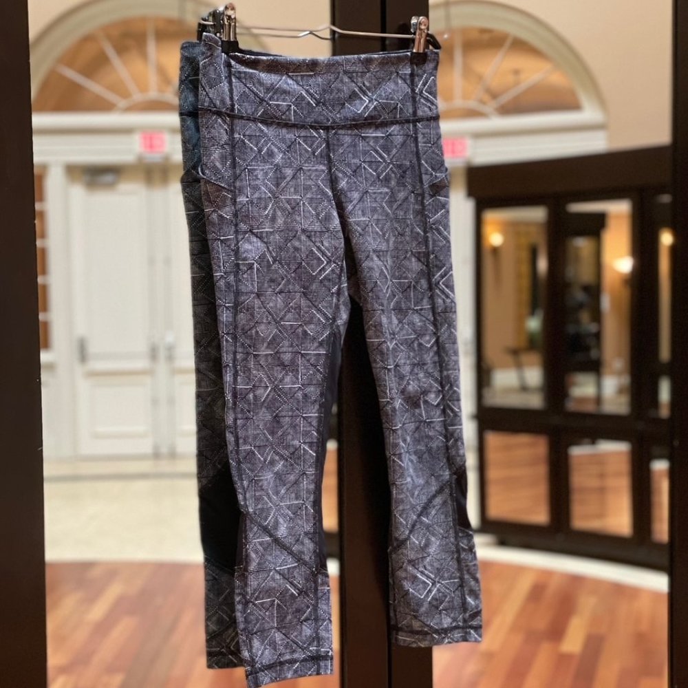 Lululemon Black & White Leggings